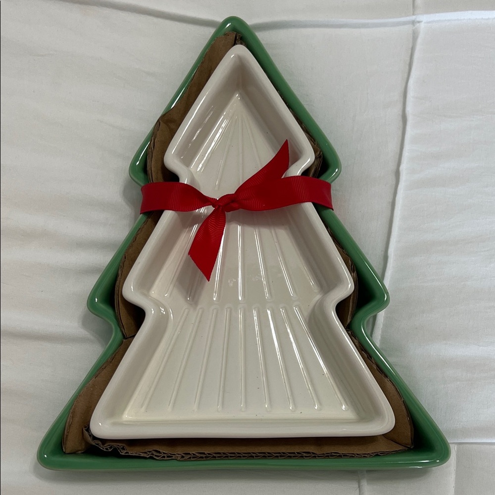 Hallmark Green Christmas Tree Dishes NWT